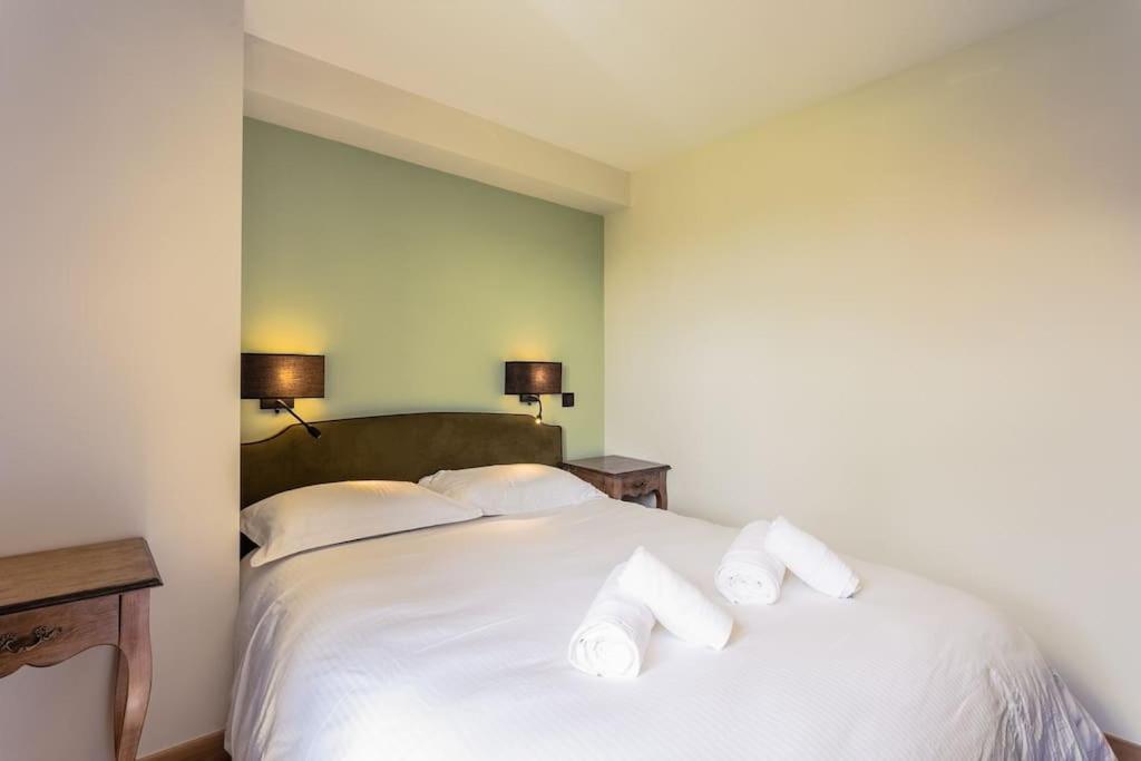 Guardian House Of Chateau Monteil With Heated Pool And Jacuzzi Villa Calviac-en-Perigord Ngoại thất bức ảnh